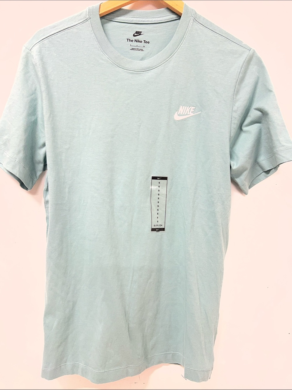 Men's The Nike Tee, Short Sleeve, Green, Small, New Without Tags